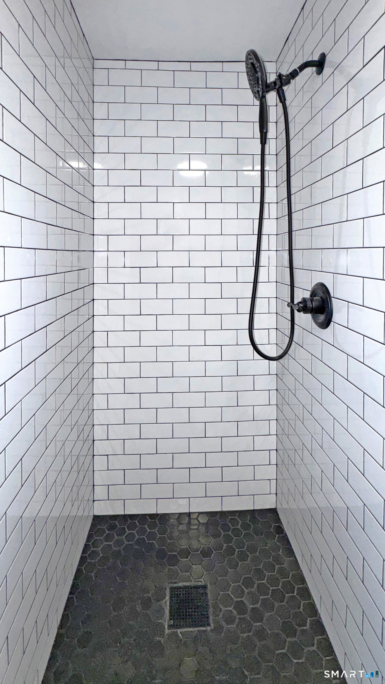 18 Riverside Avenue Westport, CT 06880 - Photo 5 of 6 a bathroom with a shower