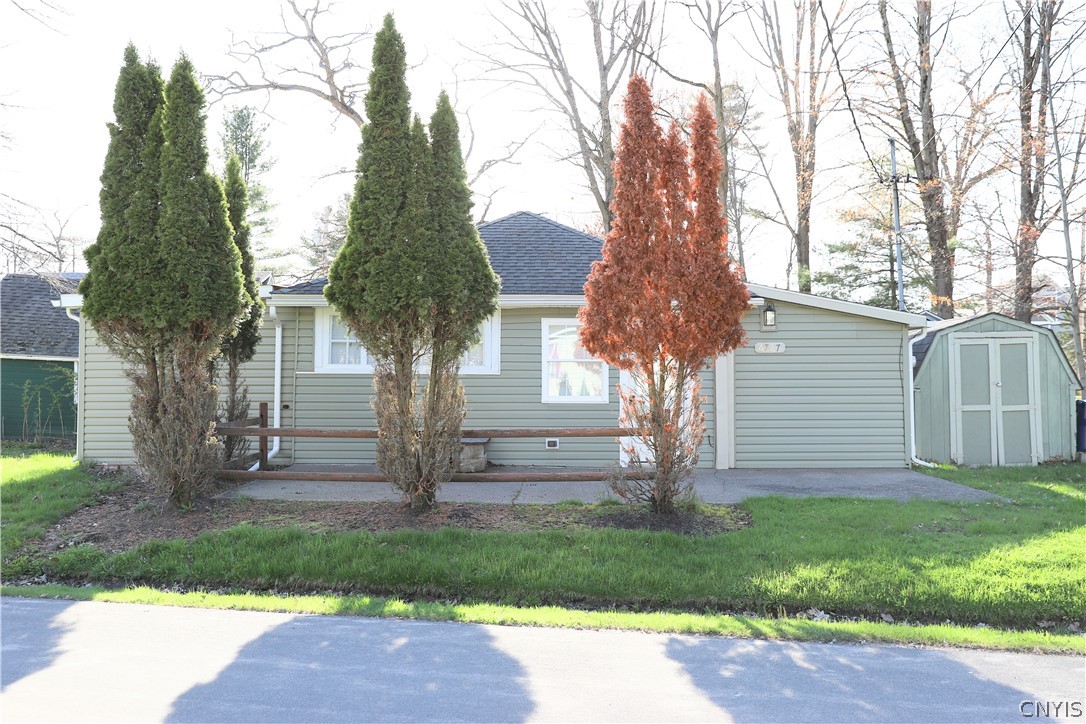 6727 North Lakeshore Road Verona Beach, NY 13162 - Photo 1 of 43