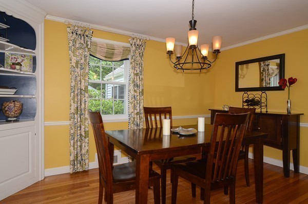 57 Sheridan Road Wellesley, MA 02481 - Photo 6 of 9