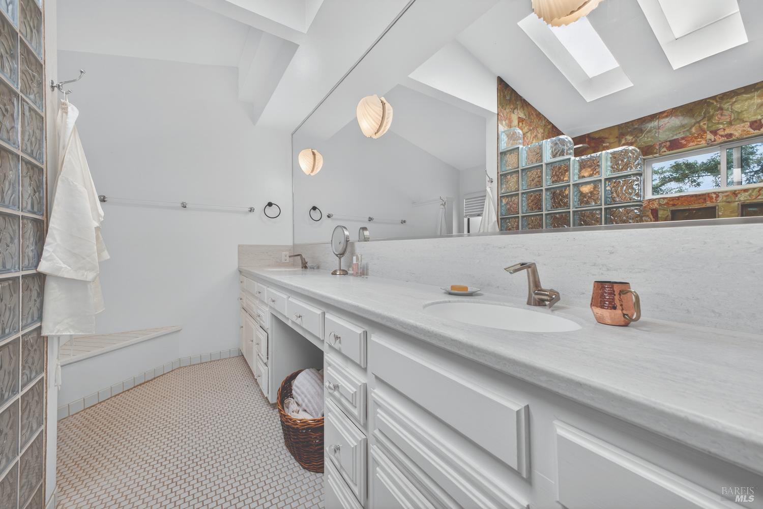 1017 Westside Road Healdsburg, CA 95448 - Photo 17 of 49