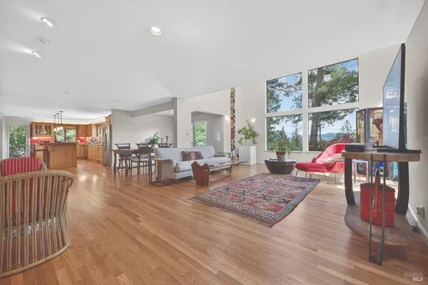 $2,350,000 | 1017 Westside Road, Healdsburg, CA 95448