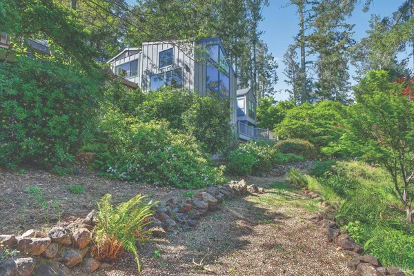$2,350,000 | 1017 Westside Road, Healdsburg, CA 95448