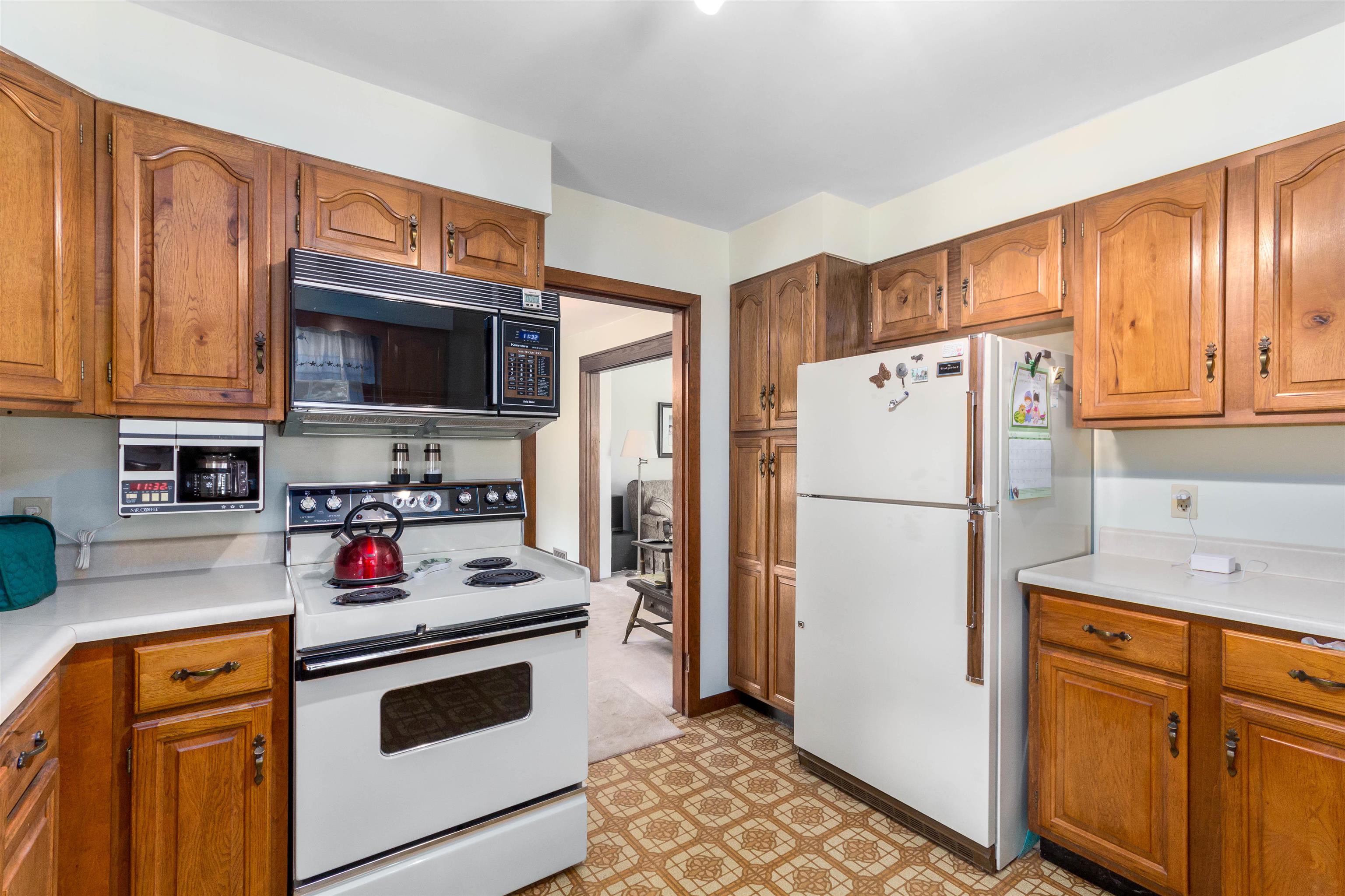 5047 Williston Road Williston, VT 05495 - Photo 7 of 30