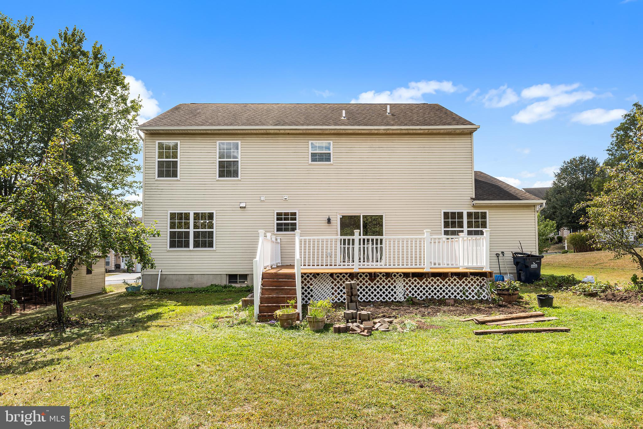 2004 Drake Run Royersford, PA 19468 - Photo 35 of 38 a view of a house with swimming pool in front of it