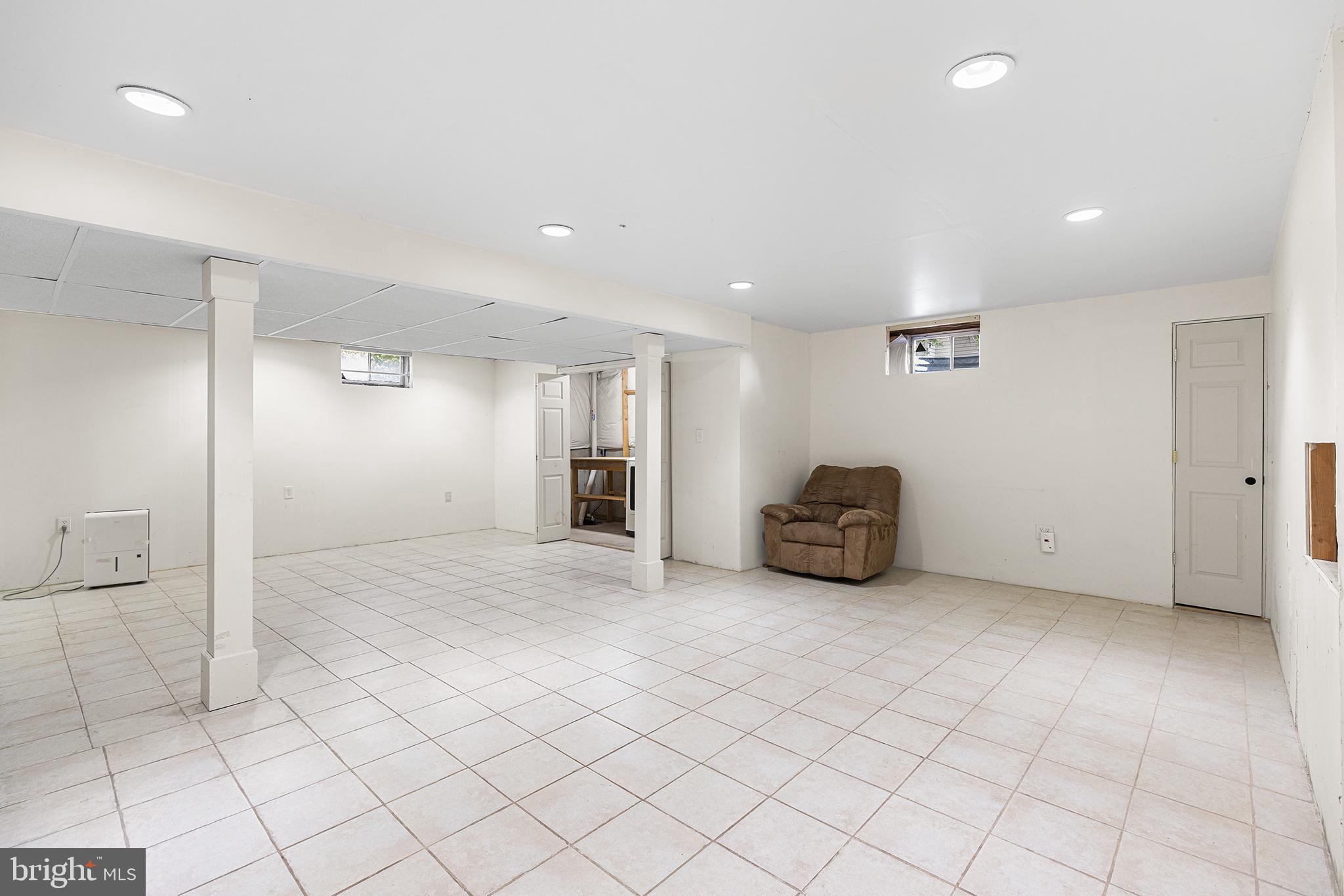 2004 Drake Run Royersford, PA 19468 - Photo 36 of 38 a view of a livingroom with a refrigerator