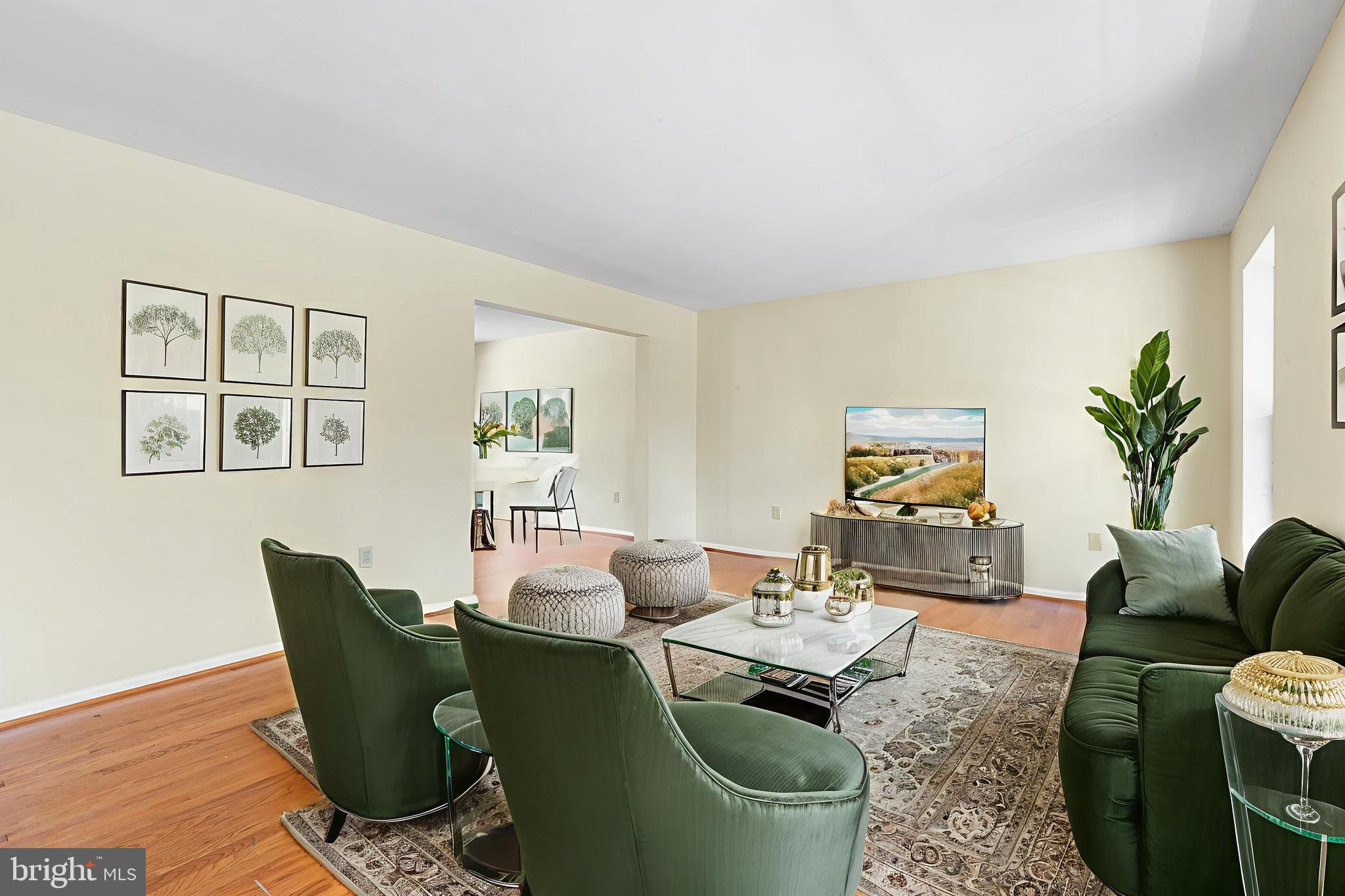 2004 Drake Run Royersford, PA 19468 - Photo 6 of 38 a living room with furniture a couch and a potted plant
