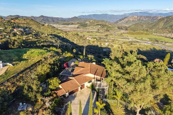$1,399,999 | 4408 Brodea Lane, Fallbrook, CA 92028