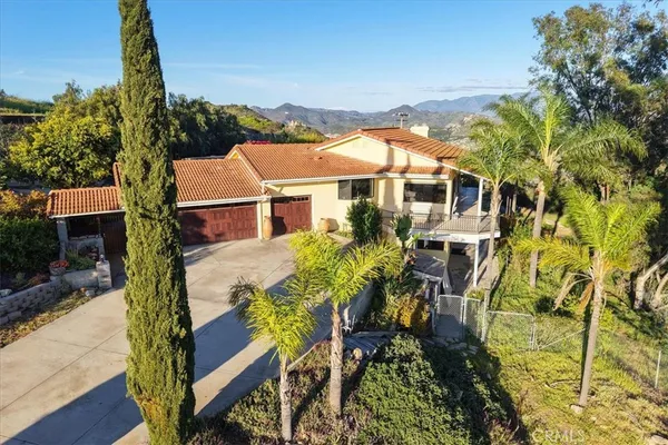 $1,399,999 | 4408 Brodea Lane, Fallbrook, CA 92028