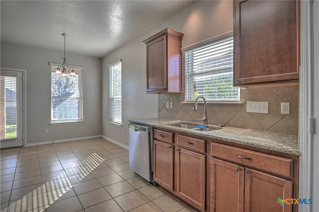 $2,400 | 1011 Sugar Brook Drive, Temple, TX 76502