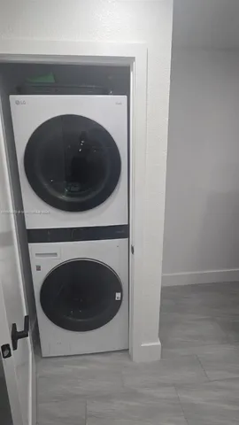 $2,700 | West Park, West Park, FL 33023