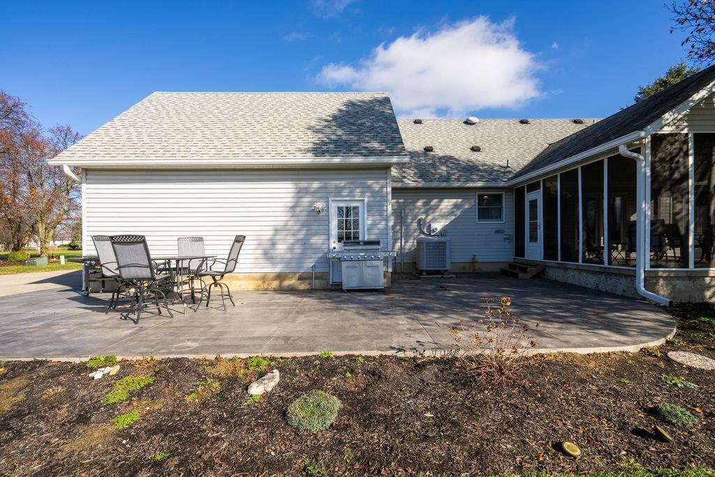 3375 Walker Road Hilliard, OH 43026 - Photo 50 of 76 50_A7R07052