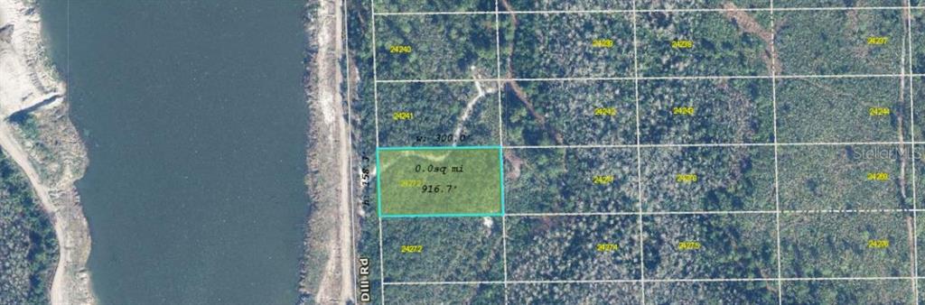 1473 Dill Road Christmas, FL 32709 - Photo 3 of 3 a bathroom with a window