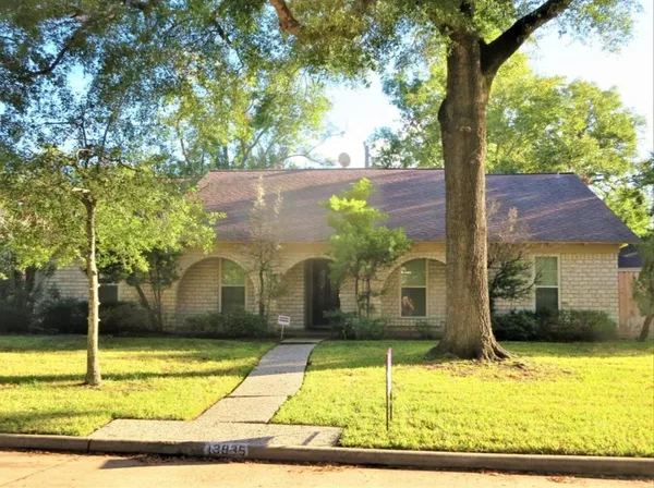 $3,650 | 13935 St Marys Lane, Houston, TX 77079