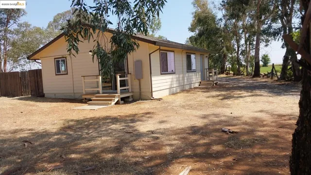 $1,100,000 | 1408 Riosa Road, Lincoln, CA 95648