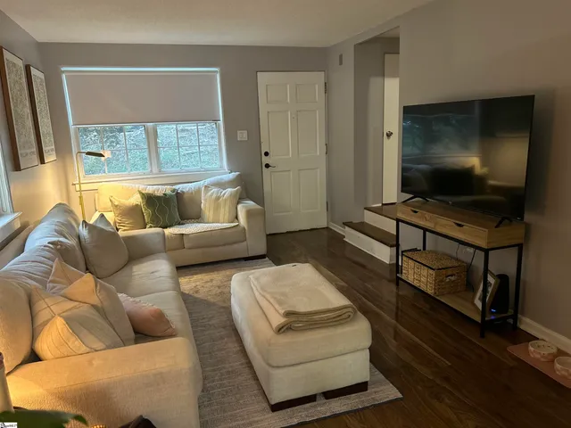 $219,000 | 11 Faris Circle, Greenville, SC 29605