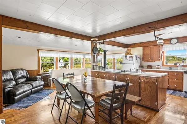 $439,000 | 14654 190th Avenue, Leroy, MI 49655