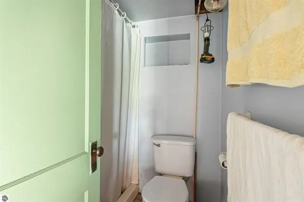 $439,000 | 14654 190th Avenue, Leroy, MI 49655