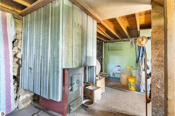 $439,000 | 14654 190th Avenue, Leroy, MI 49655