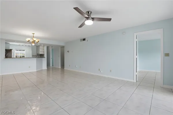 $1,900 | 9580 Victoria Lane, Unit A102, Naples, FL 34109