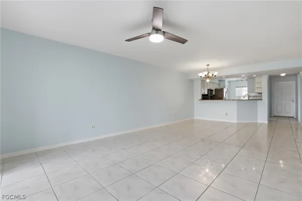 $1,900 | 9580 Victoria Lane, Unit A102, Naples, FL 34109