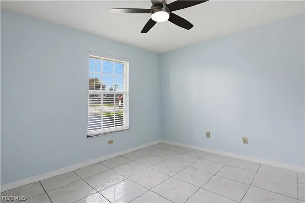 $1,900 | 9580 Victoria Lane, Unit A102, Naples, FL 34109