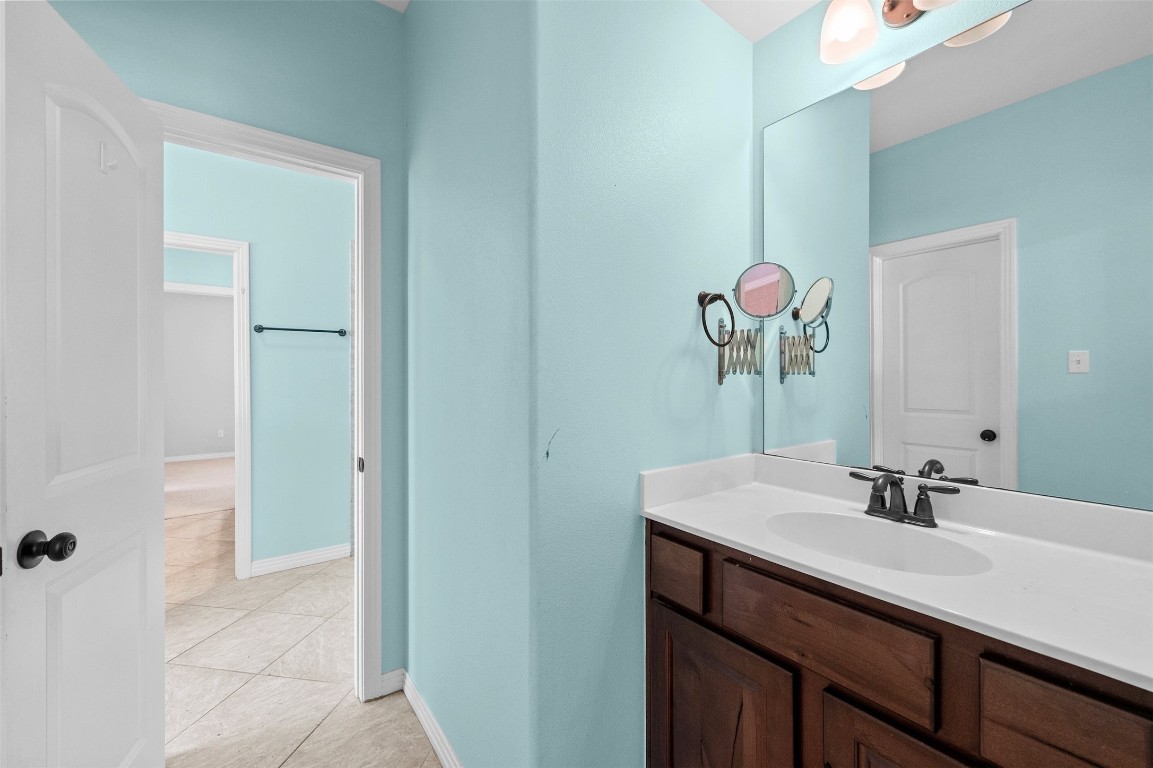 31305 Ranch Road 12 Dripping Springs, TX 78620 - Photo 22 of 32