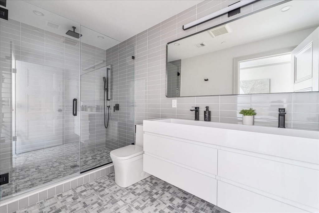 57 University Road, Unit 2 Brookline, MA 02445 - Photo 11 of 19