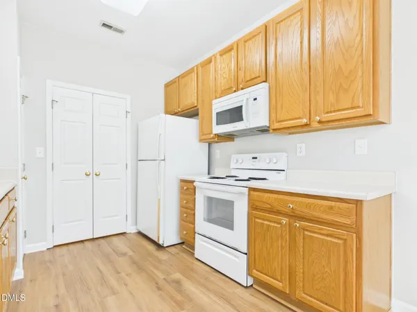 $1,750 | 2111 Kudrow Lane, Morrisville, NC 27560