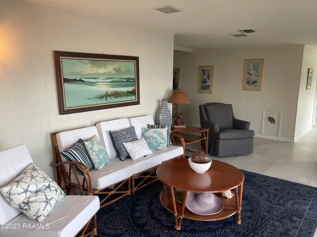 $900,000 | 178 Sunset Boulevard, Franklin, LA 70538