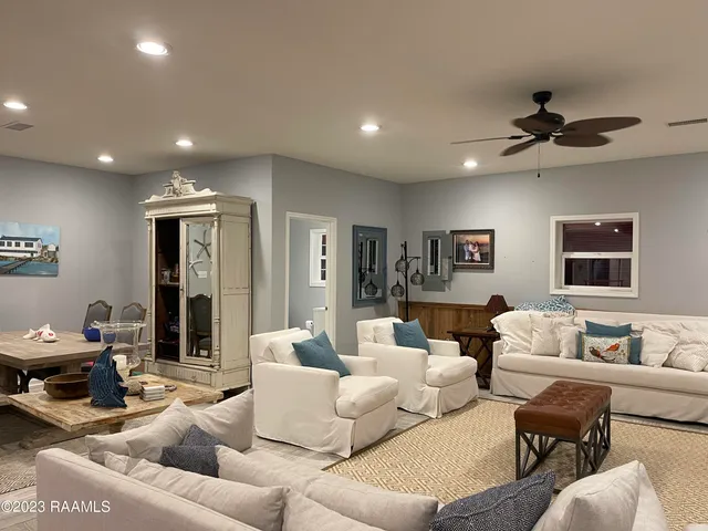 $900,000 | 178 Sunset Boulevard, Franklin, LA 70538