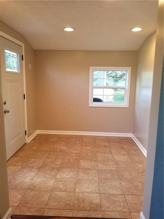 23390 Mule Barn Road Sheridan, IN 46069 - Photo 8 of 23 Gallery Image 8