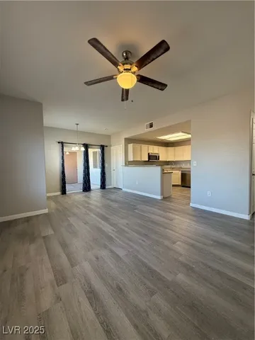 $1,425 | 4655 Gold Dust Avenue, Unit 203, Las Vegas, NV 89120