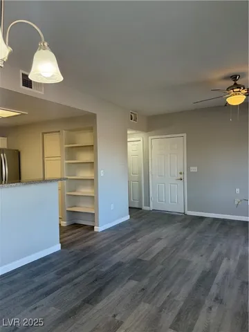 $1,425 | 4655 Gold Dust Avenue, Unit 203, Las Vegas, NV 89120