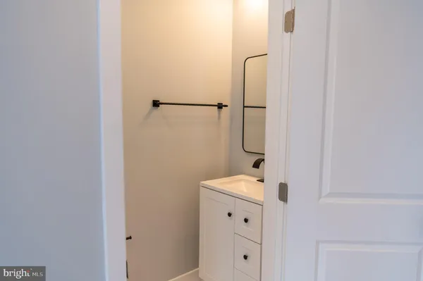 $5,100 | 706 Longfellow Street Northwest, Washington, DC 20011