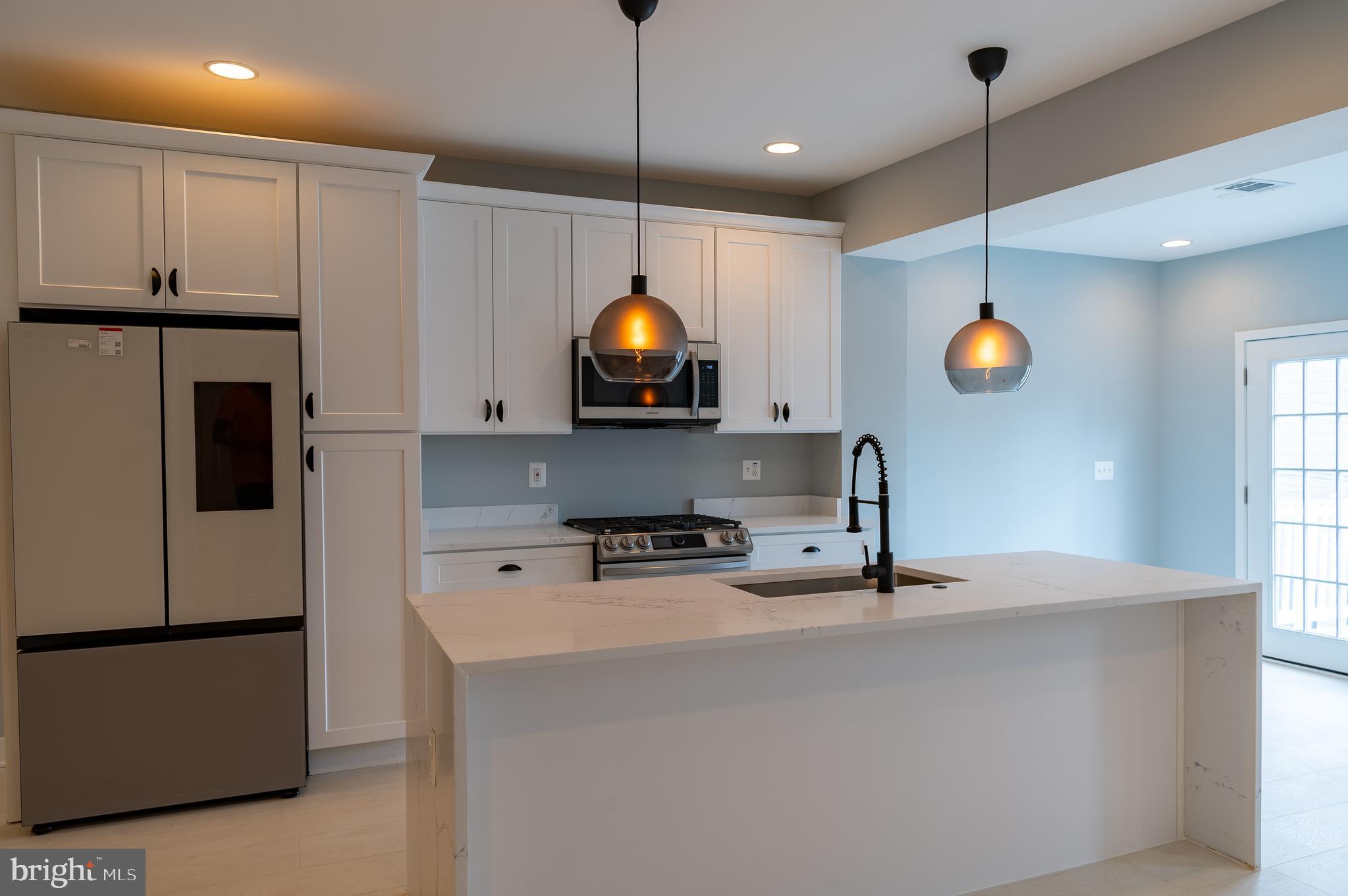 706 Longfellow Street Northwest Washington, DC 20011 - Photo 5 of 40