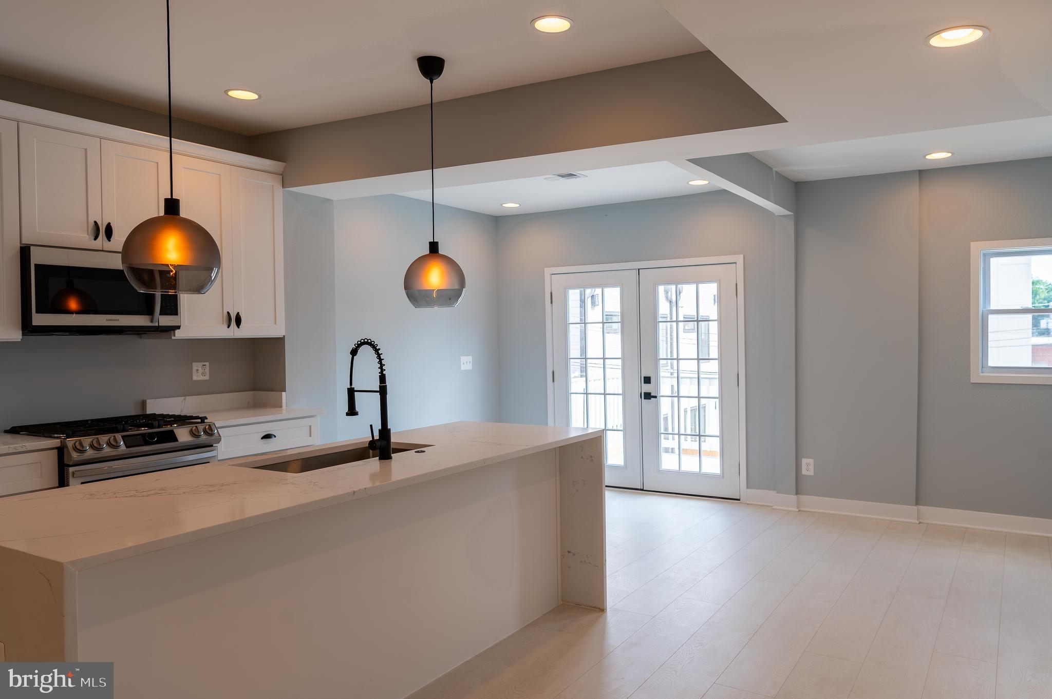 706 Longfellow Street Northwest Washington, DC 20011 - Photo 6 of 40