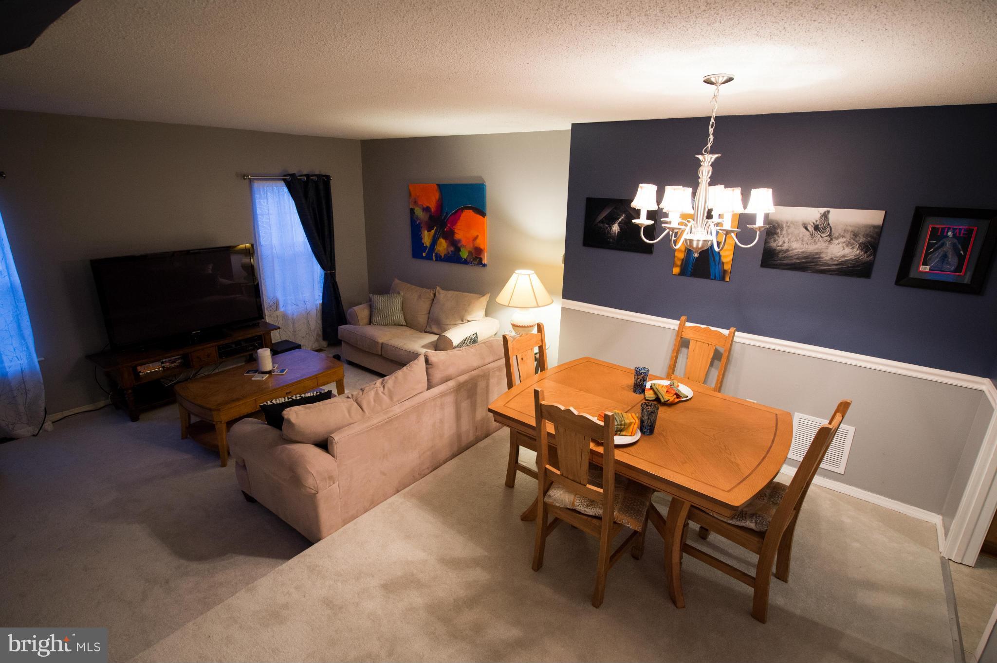 2462 Ridgehampton Court Reston, VA 20191 - Photo 3 of 23 Dining Room