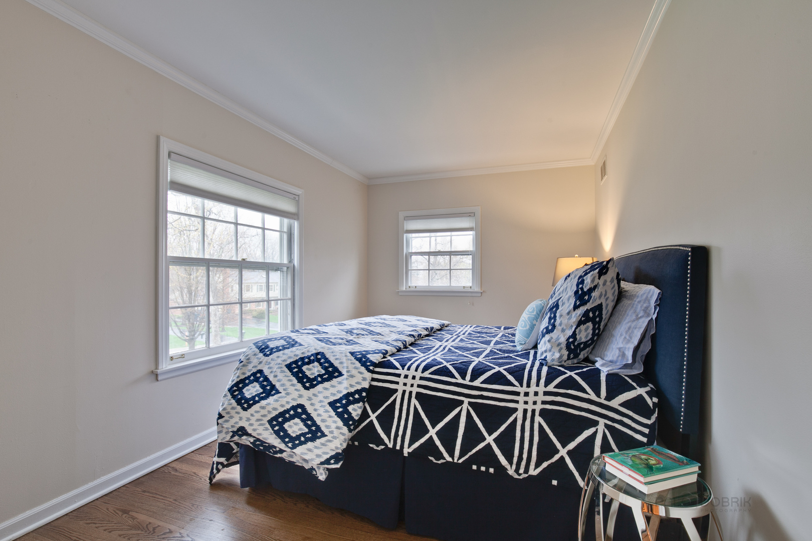 1040 Forest Hill Road Lake Forest, IL 60045 - Photo 23 of 30 a bedroom with a bed and a window
