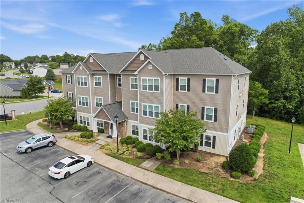 5425 Forester Drive, Unit 2B High Point, NC 27265 - Photo 26 of 32