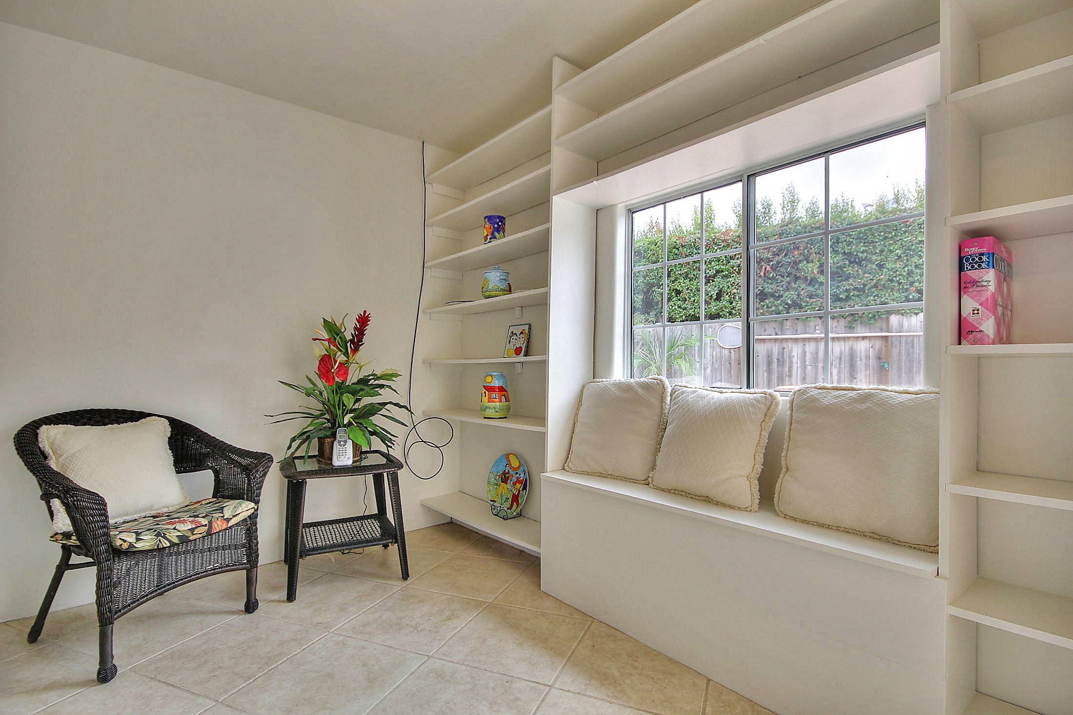 5564 Berkeley Road Santa Barbara, CA 93111 - Photo 8 of 20 17_