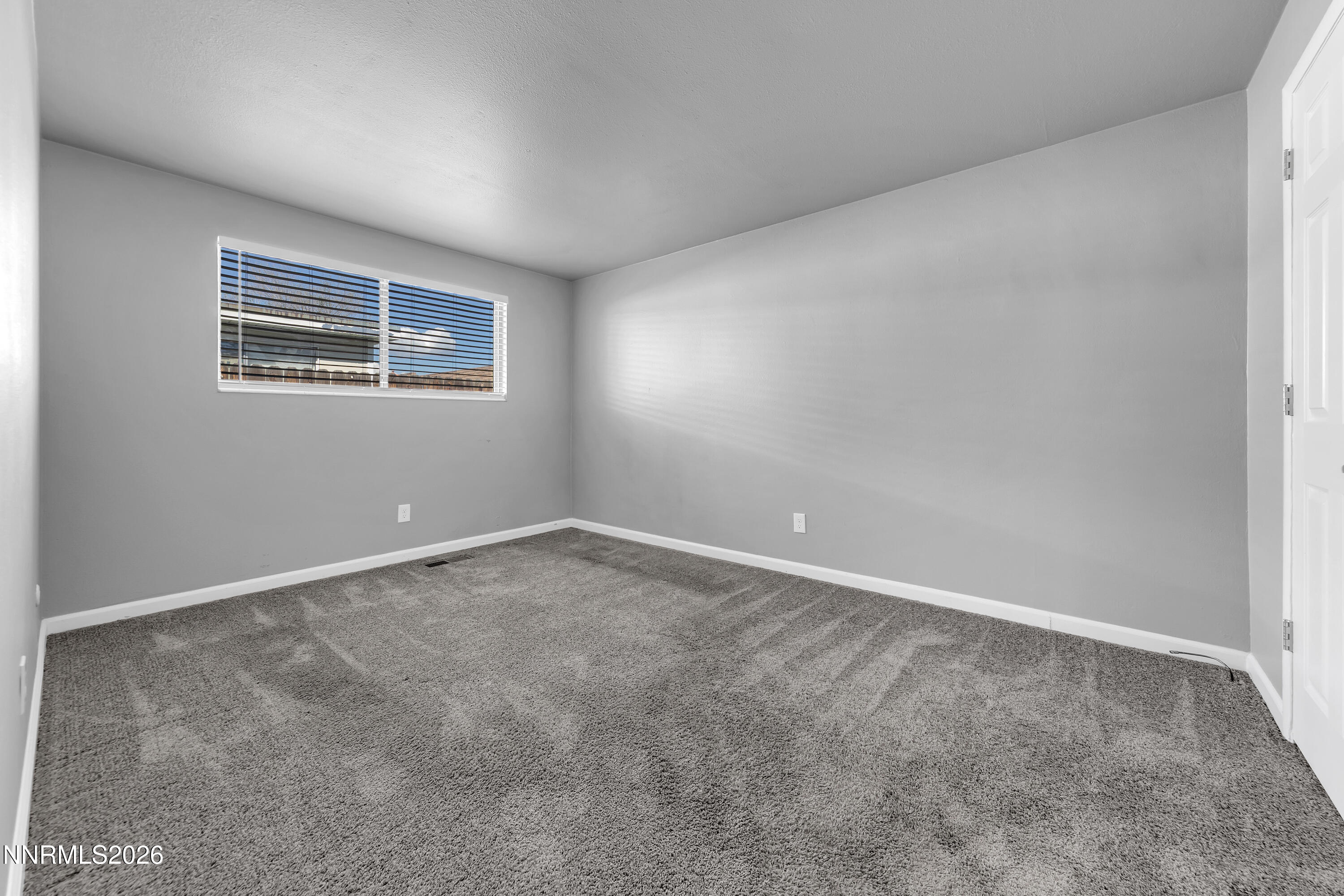1692 Gault Way Sparks, NV 89431 - Photo 12 of 28 Gault1682-012