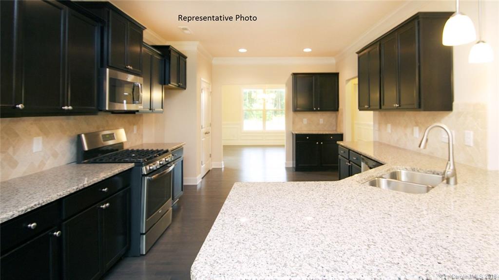 7031 Chrysanthemum Road, Unit 70 Lancaster, SC 29720 - Photo 6 of 27 Gallery Image 6