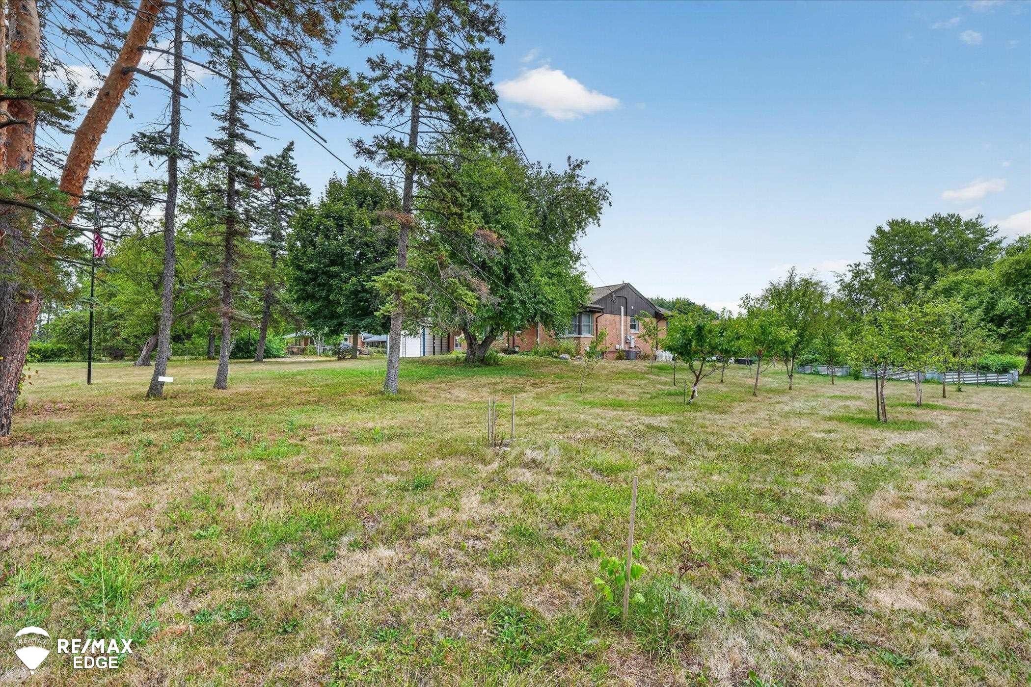 8335 Fenton Road Grand Blanc, MI 48439 - Photo 29 of 34 Gallery Image 29
