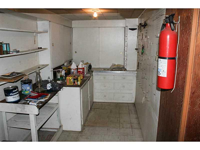 407 Baldwin Road Carnegie, PA 15106 - Photo 15 of 24 Basement/Game Room. Workshop / tool storage area