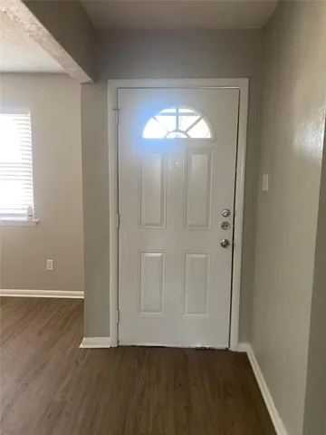 $1,695 | 4927 Eastgate Circle, Dallas, TX 75216