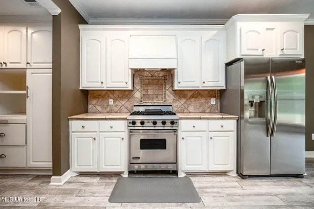 $405,000 | 628 Kinsington Court, Ridgeland, MS 39157