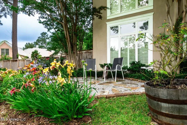 $405,000 | 628 Kinsington Court, Ridgeland, MS 39157