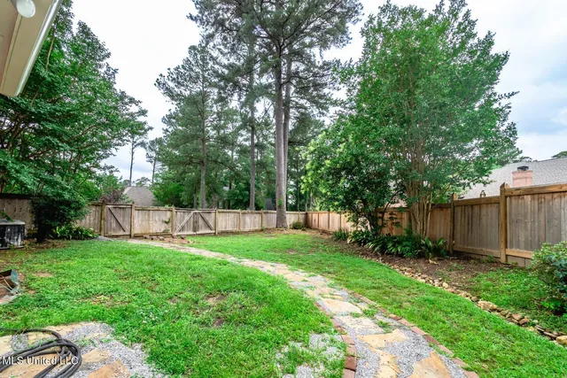 $405,000 | 628 Kinsington Court, Ridgeland, MS 39157