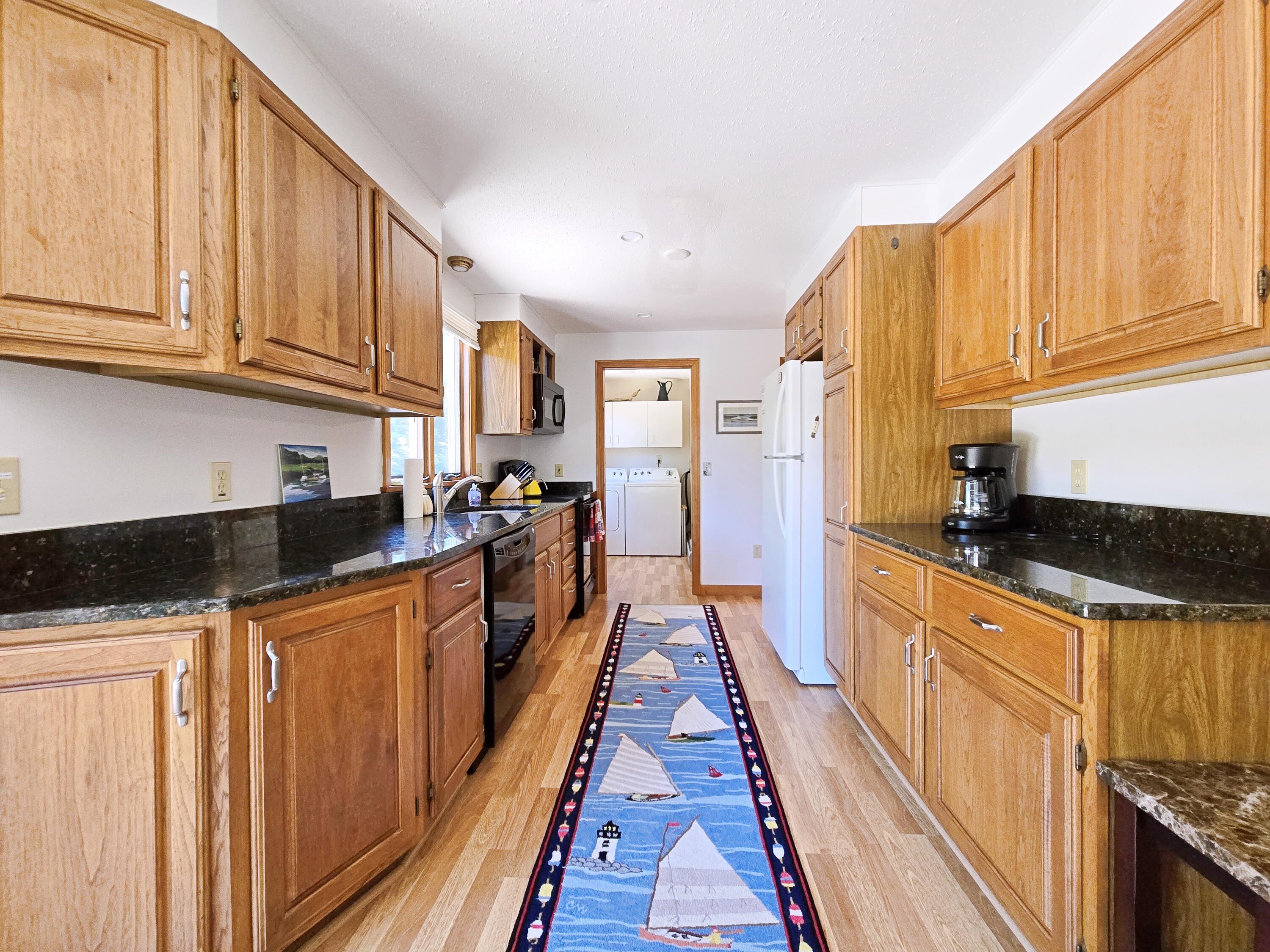 33 Pitch Pine Road Brewster, MA 02631 - Photo 27 of 55 20240829_122626 ()