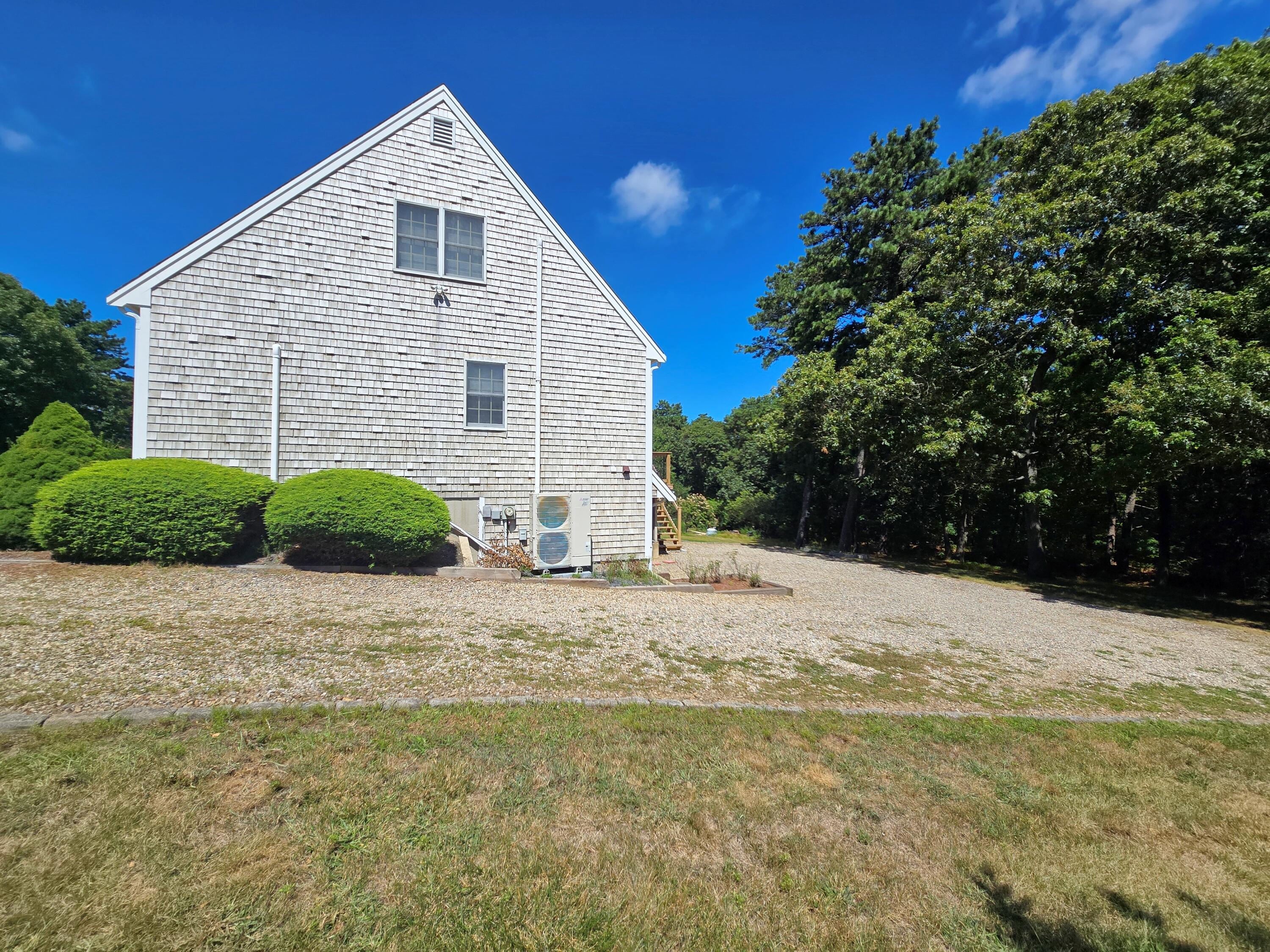 33 Pitch Pine Road Brewster, MA 02631 - Photo 3 of 55 20240829_123810 ()